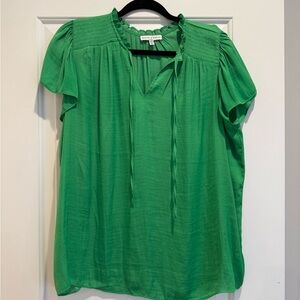 Green short sleeve blouse